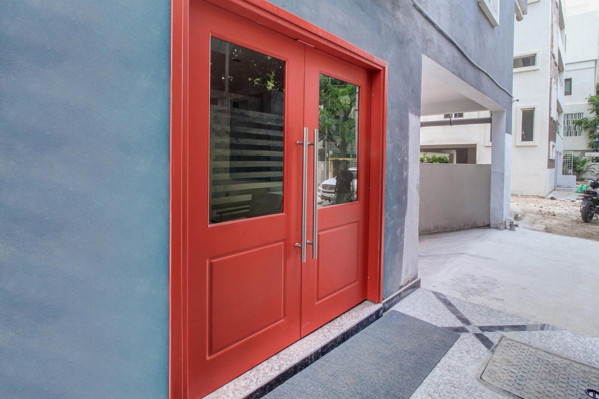 Super Townhouse Rcc Majestic 397 Lb Nagar Hotel Hyderabad Ngoại thất bức ảnh