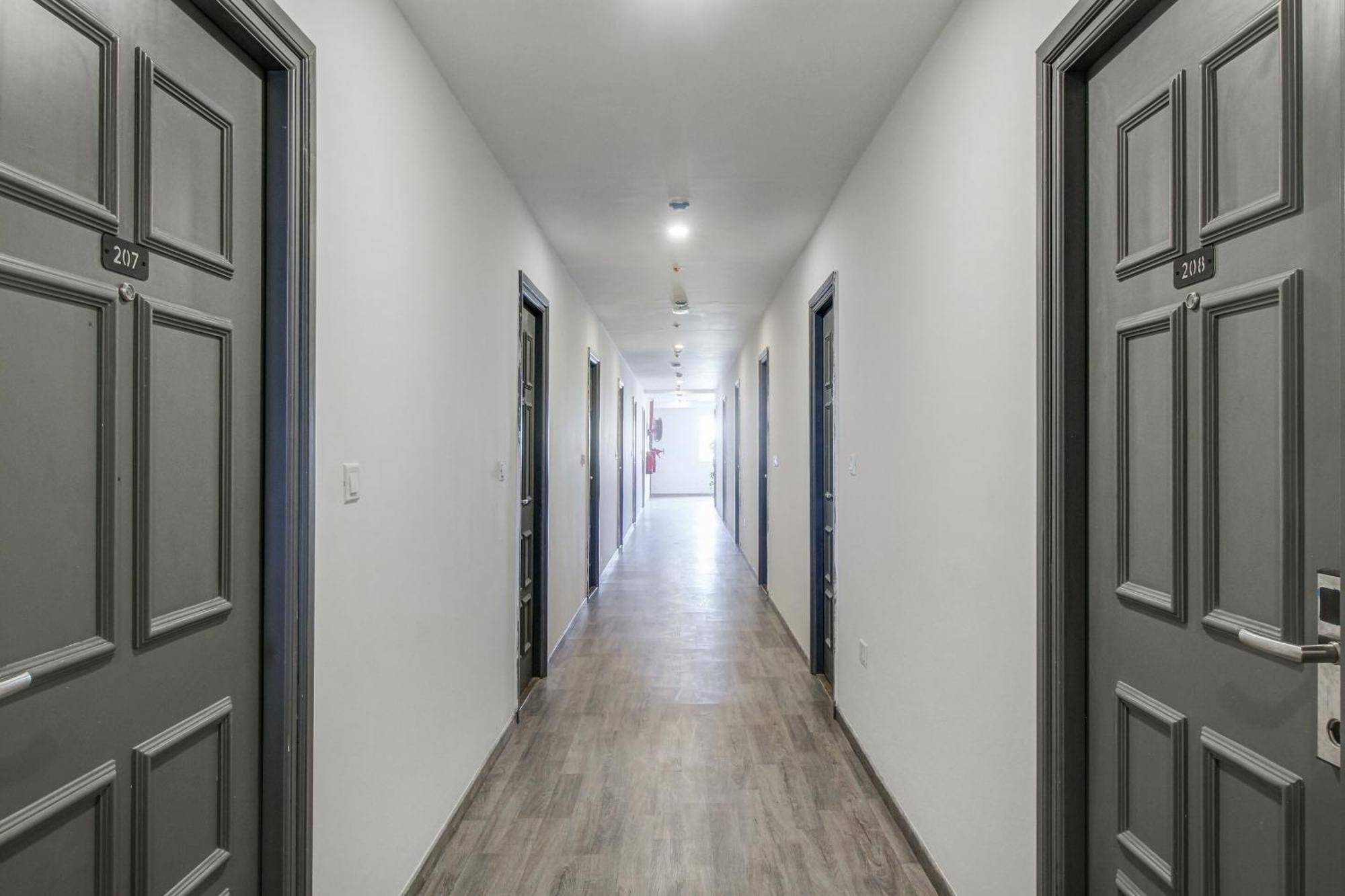 Super Townhouse Rcc Majestic 397 Lb Nagar Hotel Hyderabad Ngoại thất bức ảnh